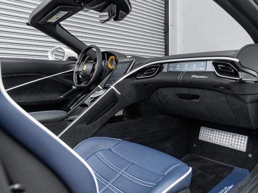 2024 Ferrari Roma Spider