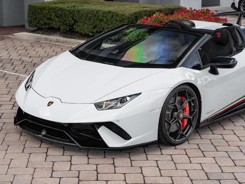 2018 Lamborghini Huracan Performante Spyder