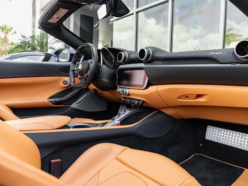 2019 Ferrari Portofino Base (Pricing is not available)