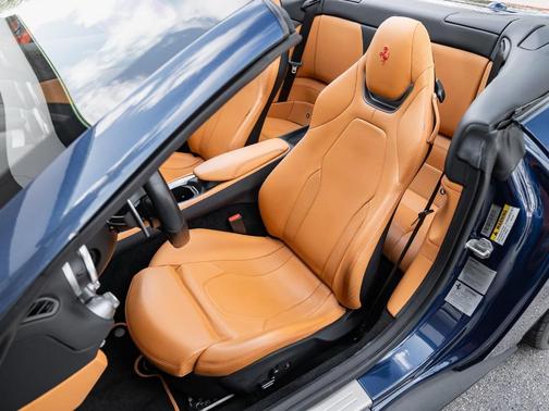 2019 Ferrari Portofino Base (Pricing is not available)