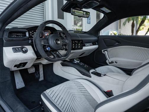 2023 Maserati MC20