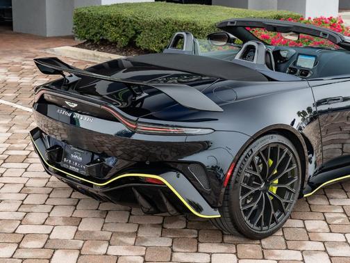 2023 Aston Martin Vantage V12