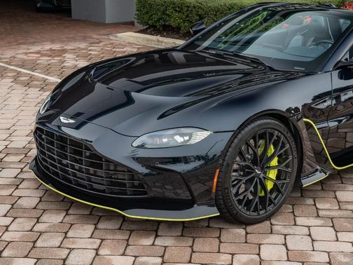 2023 Aston Martin Vantage V12