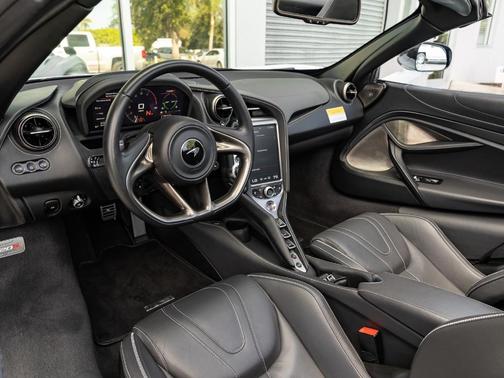 2020 McLaren 720S Performance