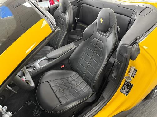 2022 Ferrari Portofino M Base