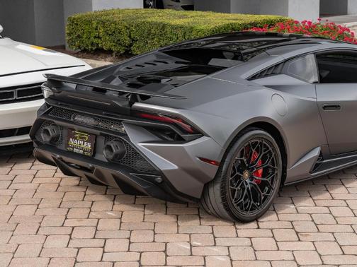 2024 Lamborghini Huracan Tecnica 