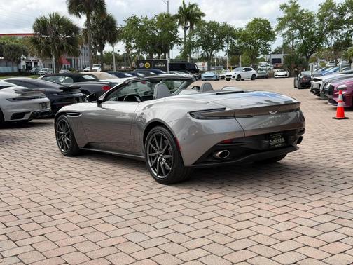 2020 Aston Martin DB11 Volante