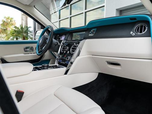 2023 Rolls-Royce Cullinan