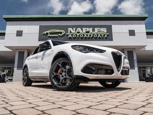 Milano 2026 Alfa Romeo Stelvio Base