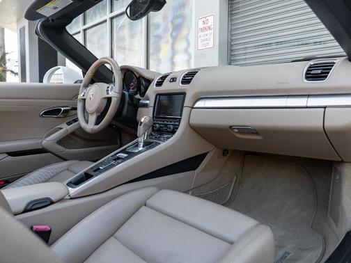 2015 Porsche Boxster 