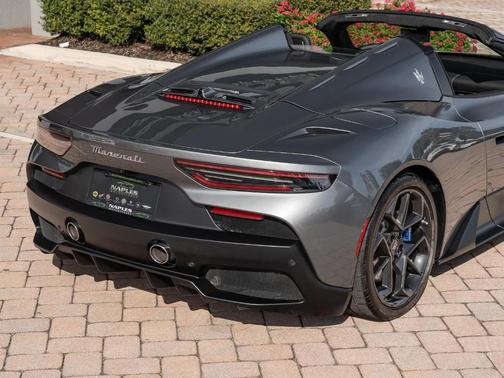 2023 Maserati MC20 Cielo