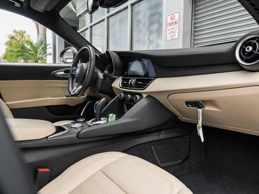 2023 Alfa Romeo Giulia Ti