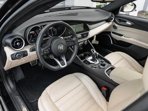 2023 Alfa Romeo Giulia Ti
