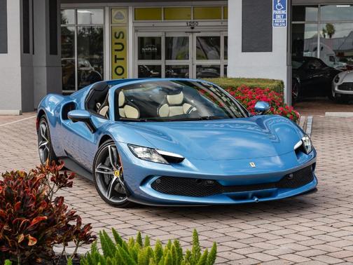 2024 Ferrari 296 GTS Base