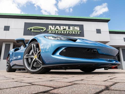 2024 Ferrari 296 GTS Base