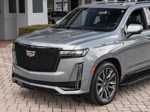 2023 Cadillac Escalade 4WD Sport Platinum