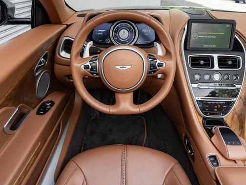 2019 Aston Martin DB11 Volante