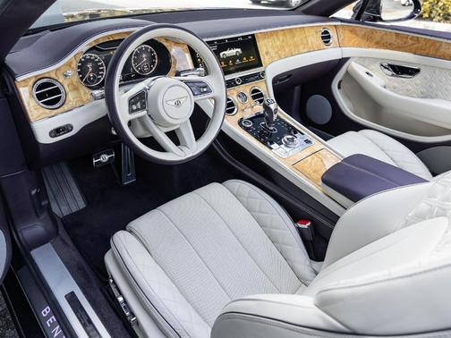 Damson 2022 Bentley Continental GT Mulliner