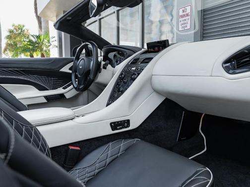 2018 Aston Martin Vanquish S