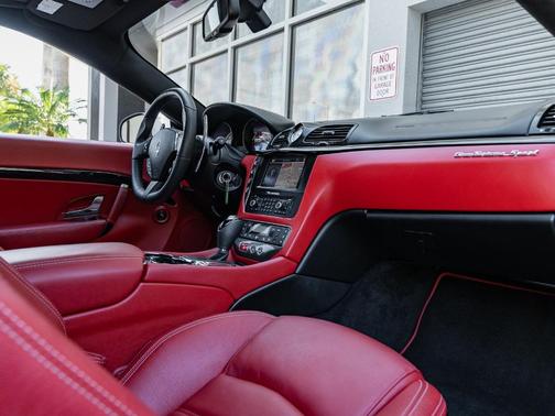 2017 Maserati GranTurismo Sport