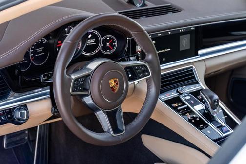 2018 Porsche Panamera 4S