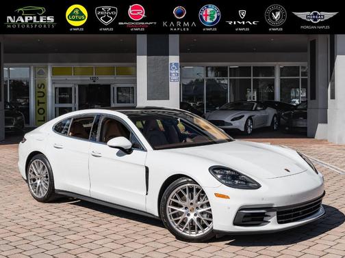 2018 Porsche Panamera 4S