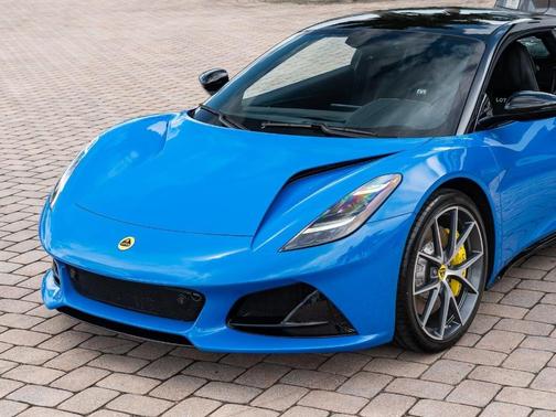 2024 Lotus Emira V6 First Edition
