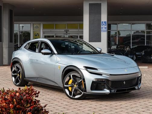 2025 Ferrari Purosangue Base