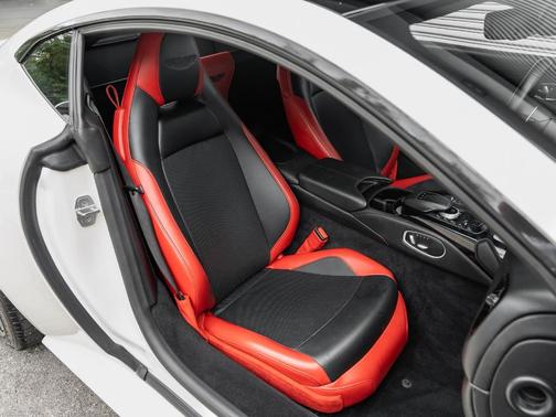 2019 Aston Martin Vantage