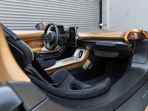 2021 McLaren Elva XP2