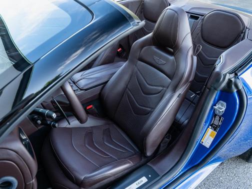 2020 Aston Martin DBS Superleggera