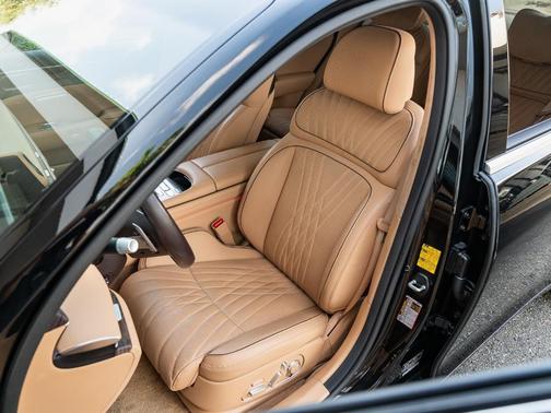 2023 Genesis G90 e-SC