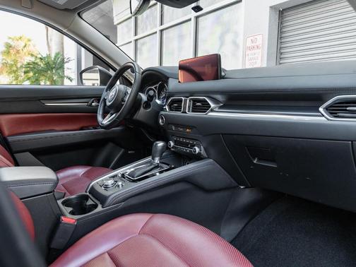 2021 Mazda CX-5 Carbon Edition