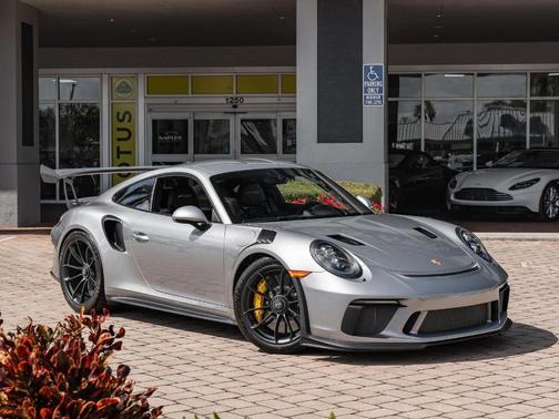 2019 Porsche 911 GT3 RS