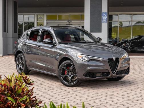 2023 Alfa Romeo Stelvio Veloce