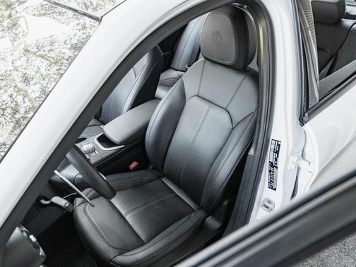 2023 Alfa Romeo Giulia 