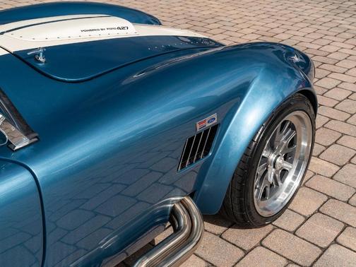 1965 AC Shelby Cobra 