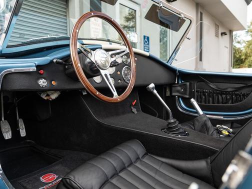 1965 AC Shelby Cobra 