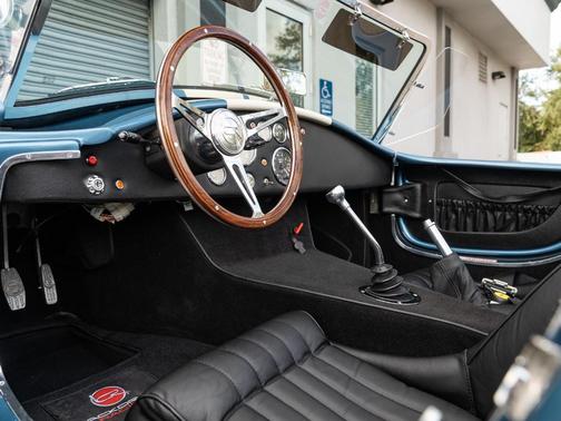 1965 AC Shelby Cobra 