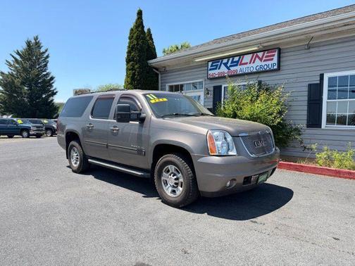 Tan 2011 GMC Yukon XL 2500 SLT