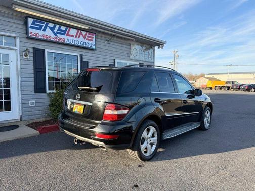 Black 2010 Mercedes-Benz M-Class ML 350 BlueTEC 4MATIC