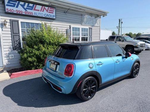 Blue 2015 MINI Hardtop Cooper S