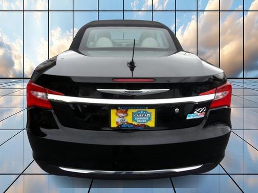 2011 Chrysler 200 Touring