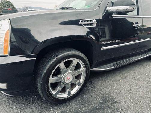 2013 Cadillac Escalade ESV Luxury