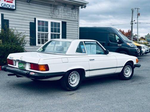 1985 Mercedes-Benz SL-Class 380SL