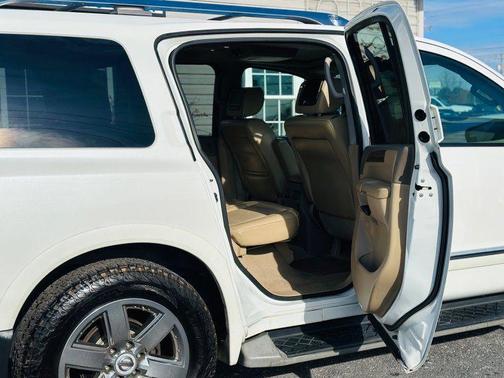 2013 Nissan Armada Platinum