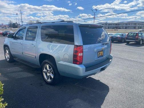 2011 Chevrolet Suburban 1500 LT