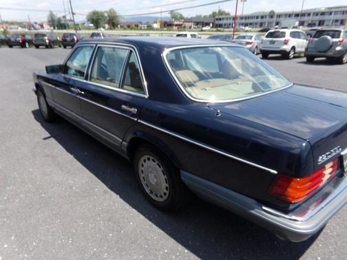 1986 Mercedes-Benz S-Class 420SEL