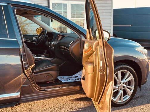 2013 INFINITI JX35 Base