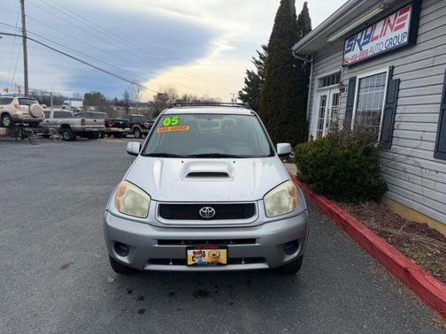 2005 Toyota RAV4 Base
